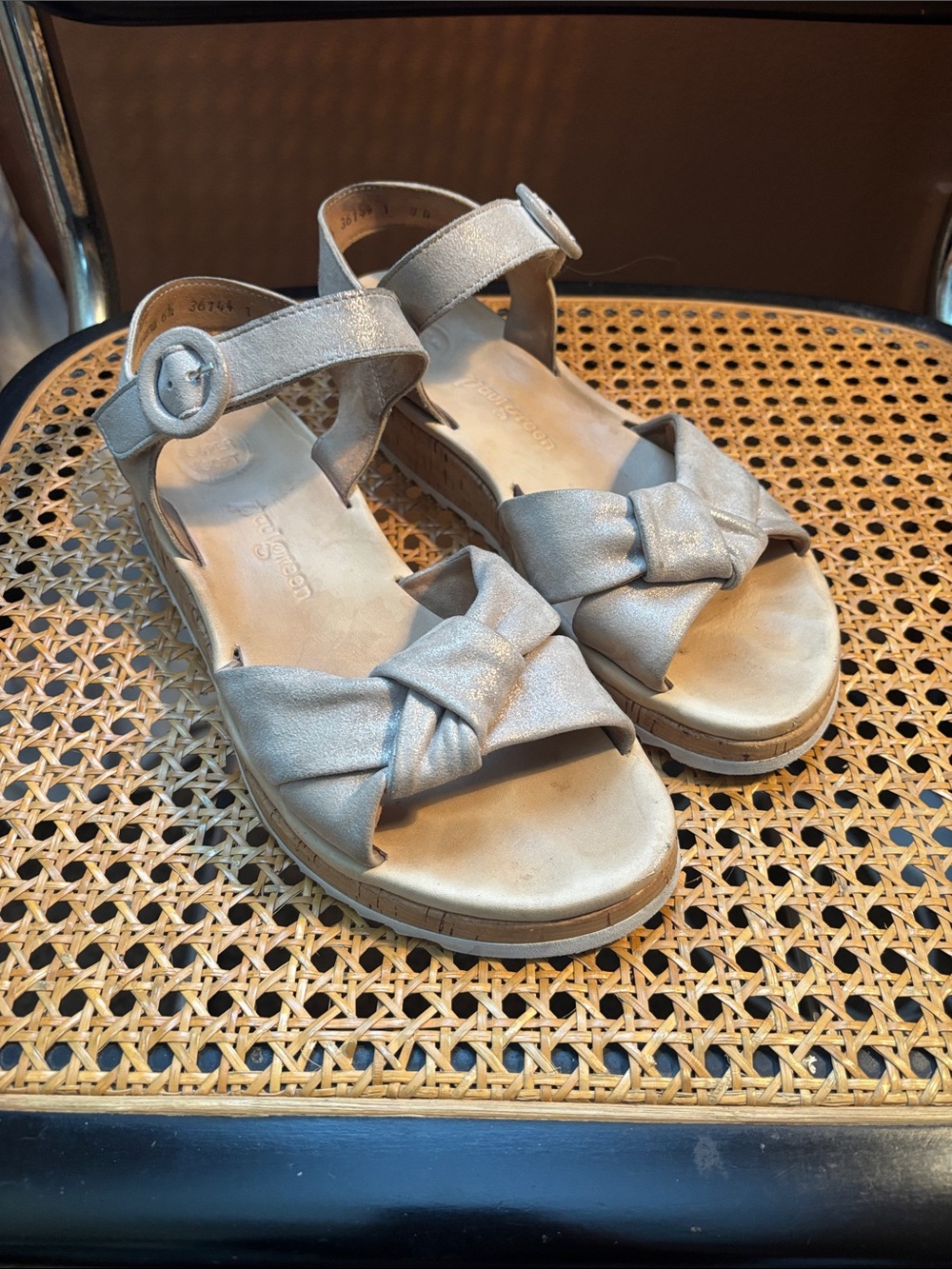 Paul Green Women's Knot-Front Comfort Sandals